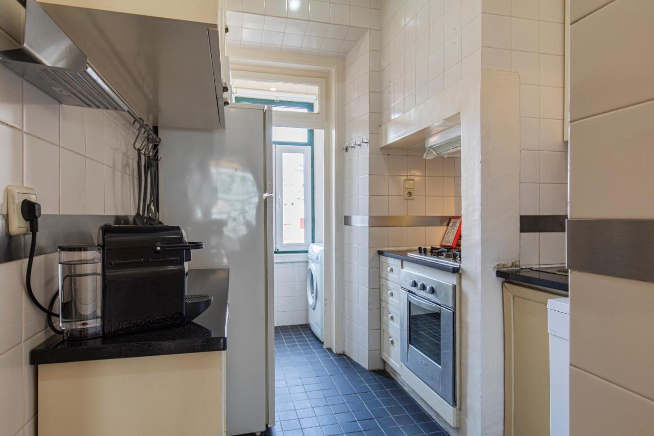 Typical 2Bdr Apartment In Lisbon By Lovelystay ภายนอก รูปภาพ