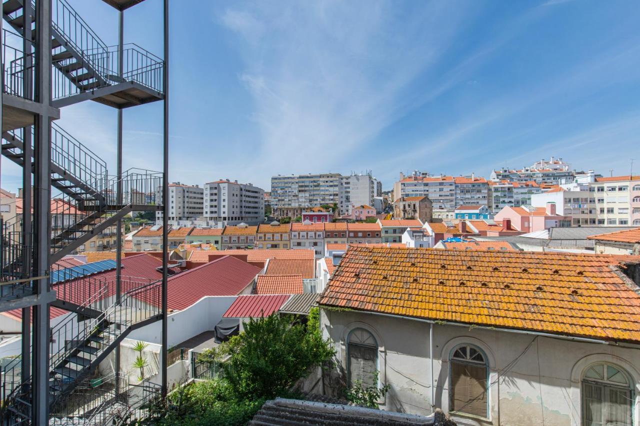 Typical 2Bdr Apartment In Lisbon By Lovelystay ภายนอก รูปภาพ